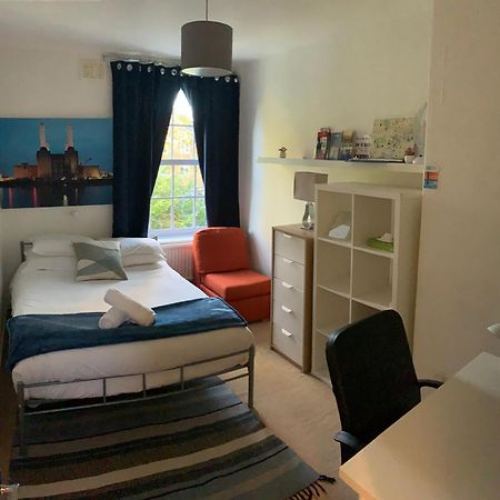 Central Location! Double Bedroom 2 Mins Walk From Battersea Power Underground Station! Лондон Экстерьер фото