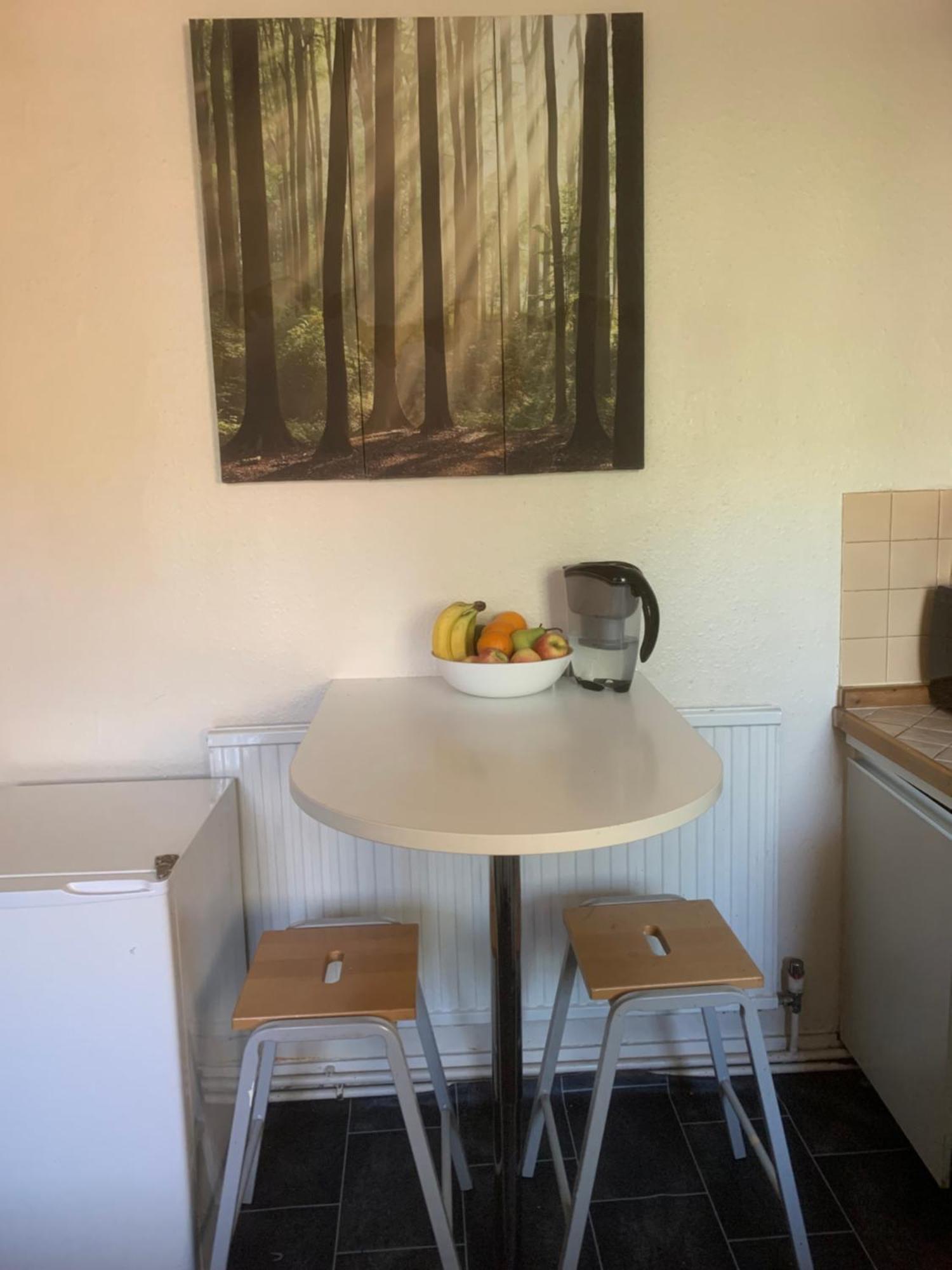 Central Location! Double Bedroom 2 Mins Walk From Battersea Power Underground Station! Лондон Экстерьер фото